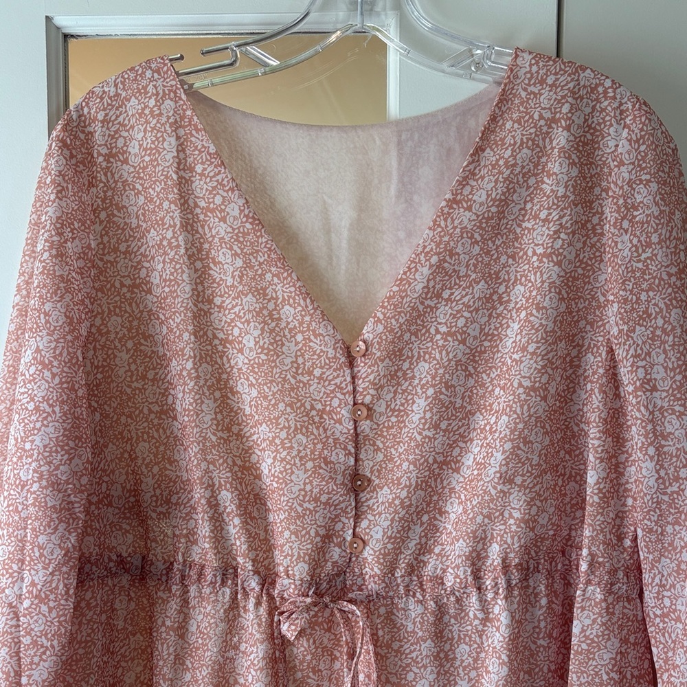 NWOT M Floral V-Neck Flouncey Midi Dress in Dusty coral l/s drawstring waist